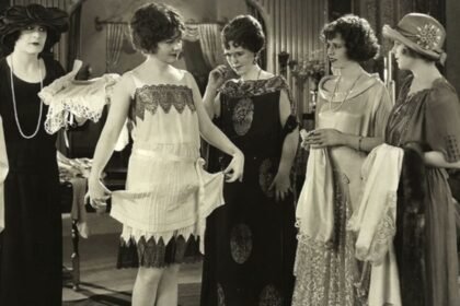 1920s Fashion Trends for Women